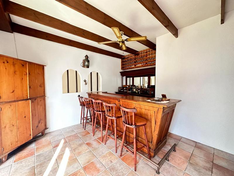5 Bedroom Property for Sale in Bergvliet Western Cape